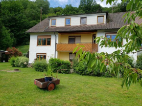 Ferienwohnung, Monteurwohnung - feel at home -